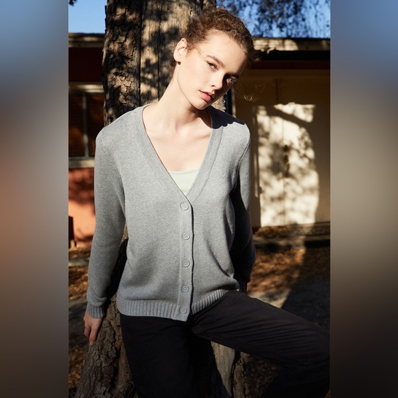 BRANDY MELVILLE Button Up‎ Knit Sweater - Picture 10 of 12